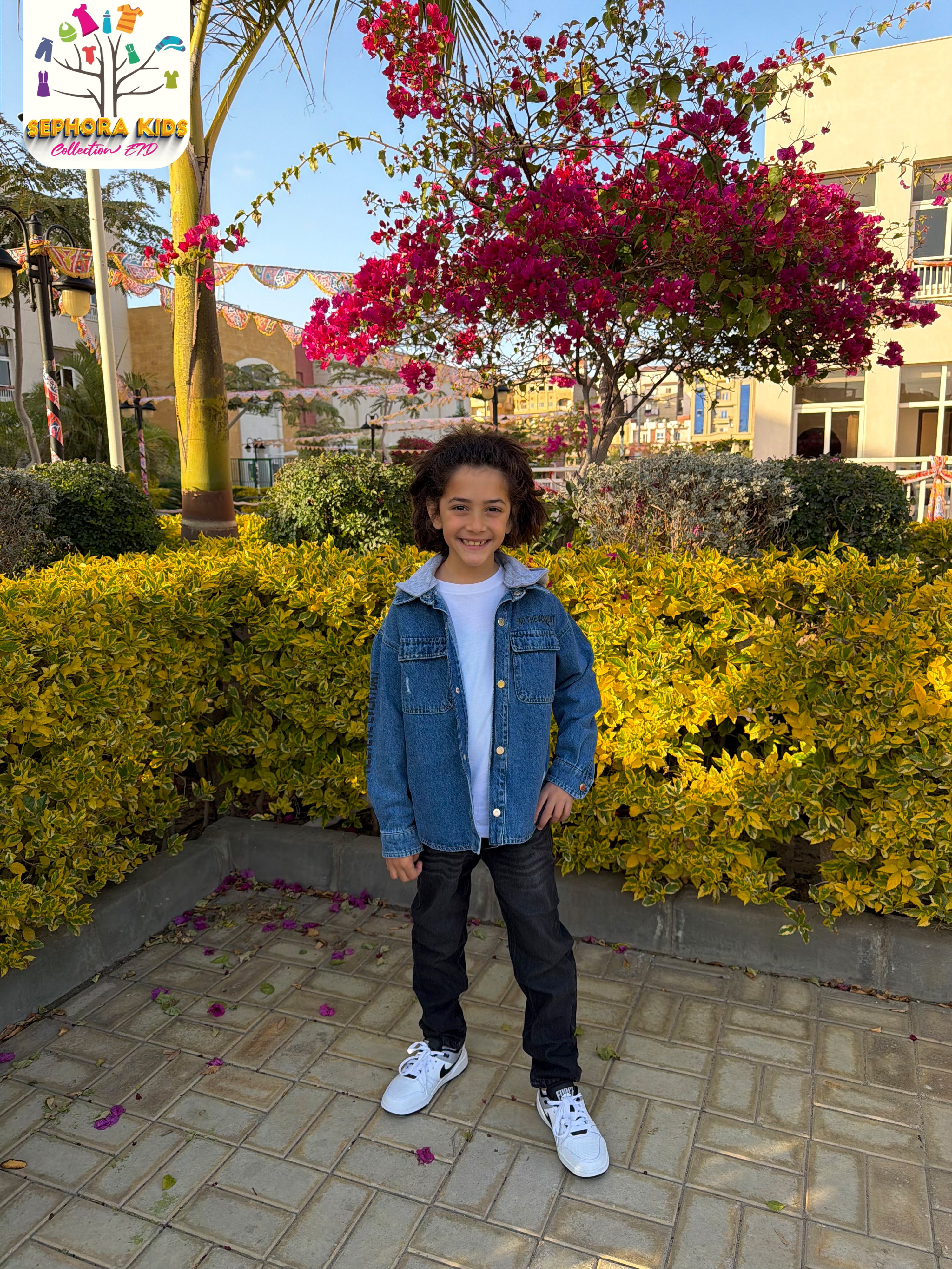Zara Jacket and denim shirt with a hood   قميص جينز ازوق مع هودي مريح
