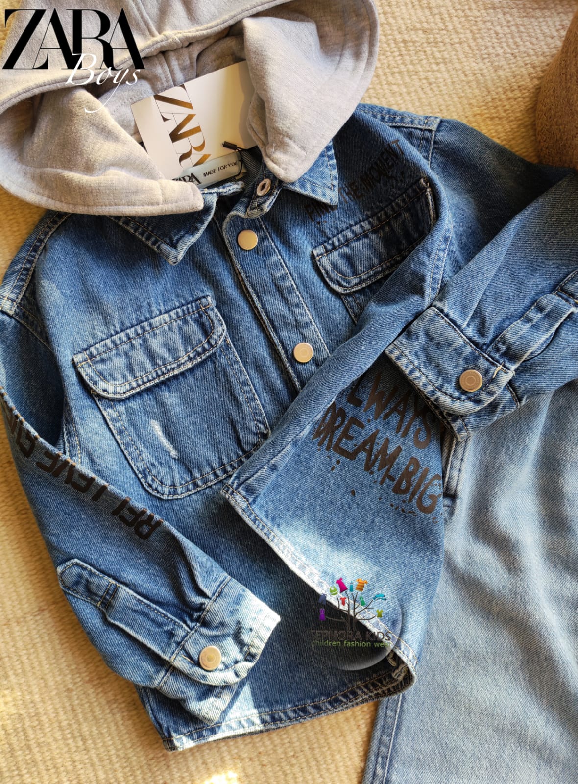 Zara Jacket and denim shirt with a hood   قميص جينز ازوق مع هودي مريح