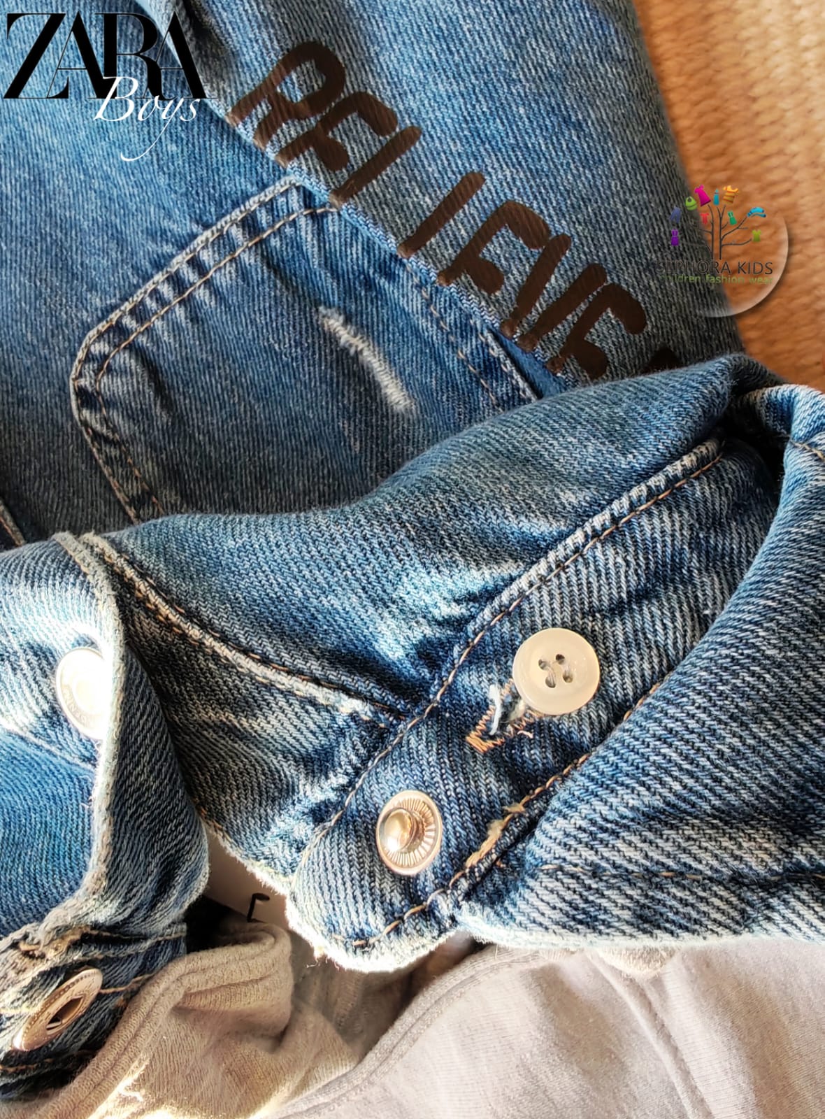 Zara Jacket and denim shirt with a hood   قميص جينز ازوق مع هودي مريح