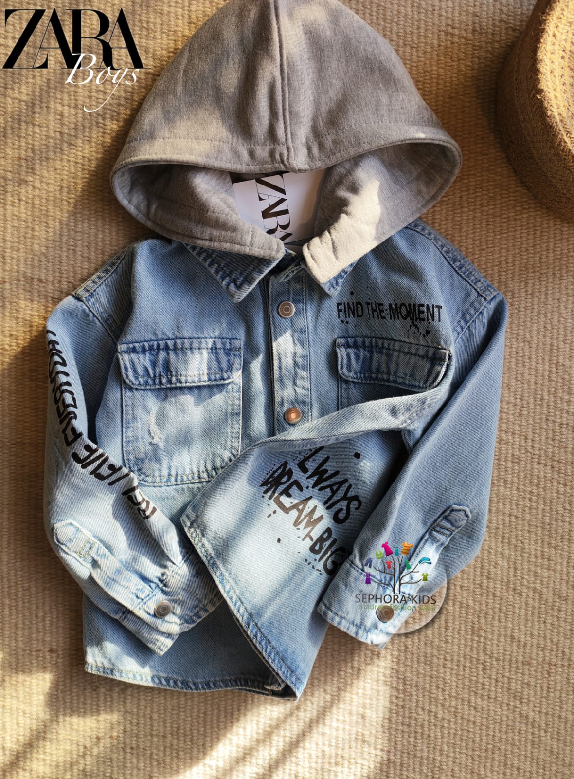 Zara Jacket and denim shirt with a hood   قميص جينز ازوق مع هودي مريح