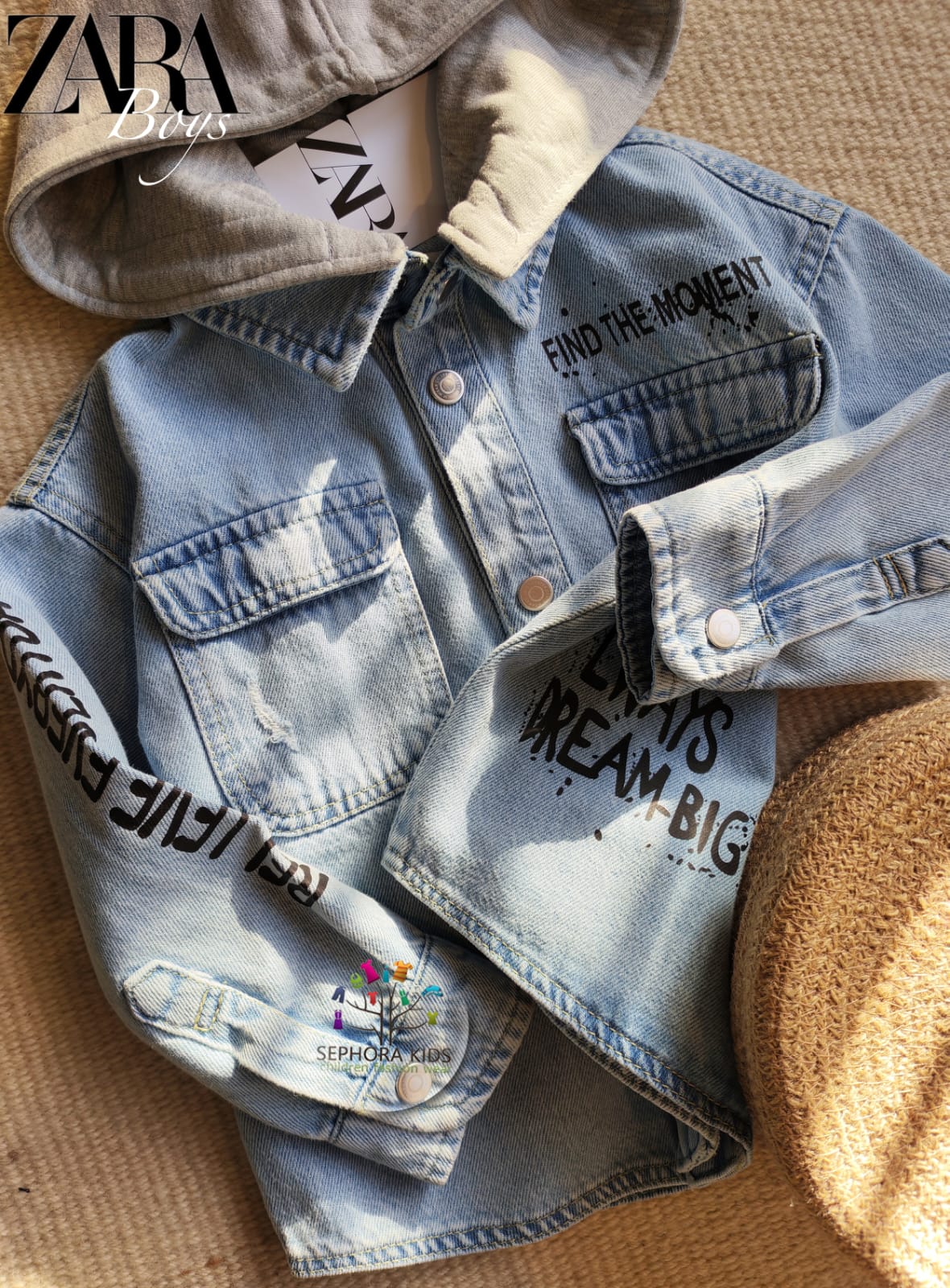Zara Jacket and denim shirt with a hood   قميص جينز ازوق مع هودي مريح