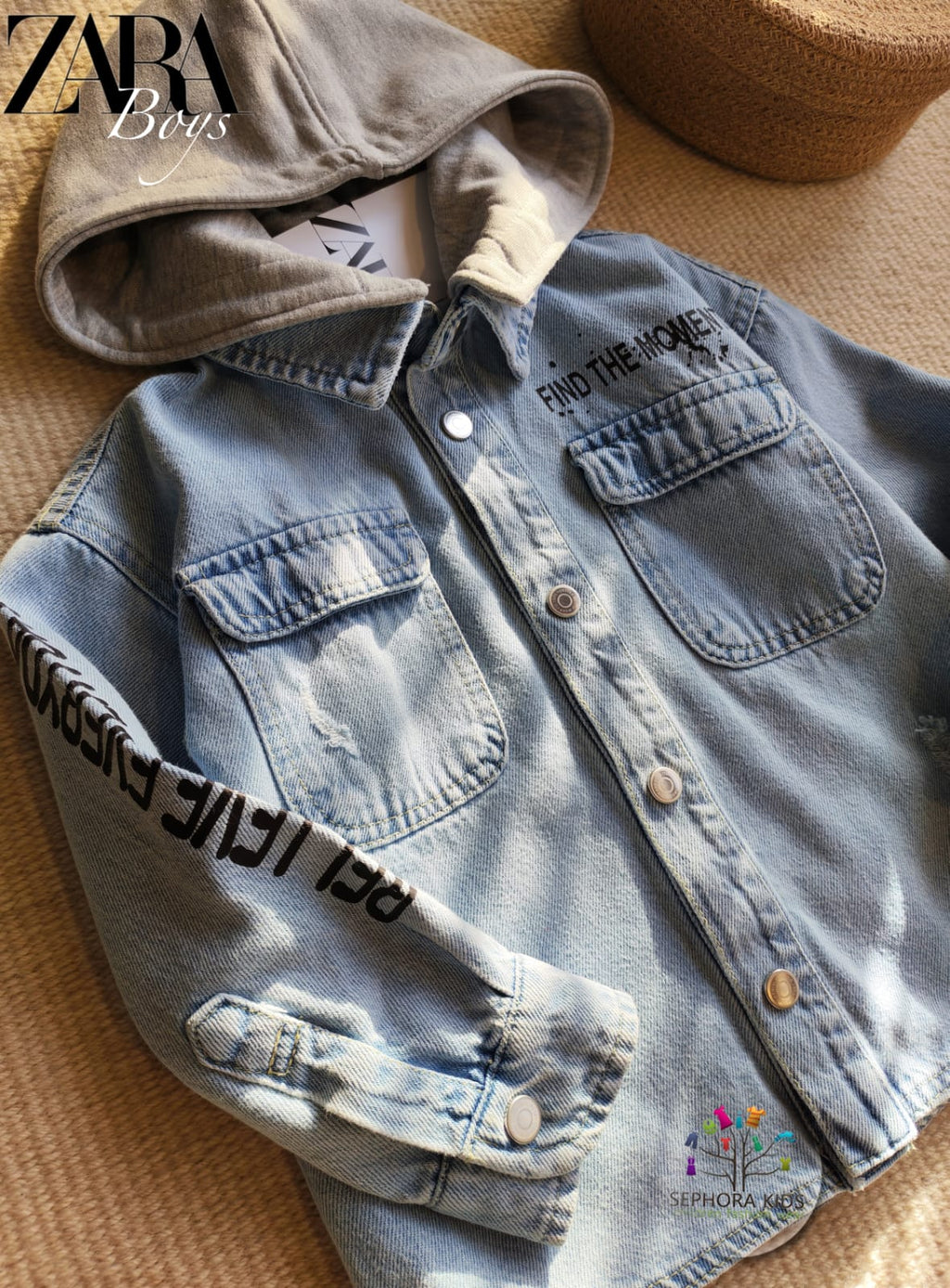 Zara Jacket and denim shirt with a hood   قميص جينز ازوق مع هودي مريح